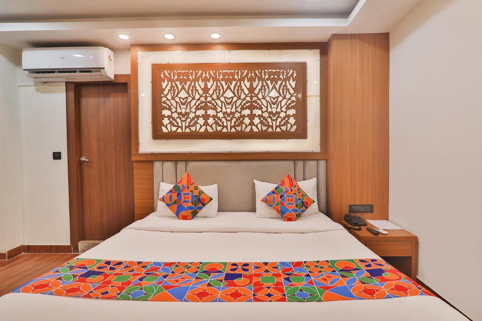 Fabhotel Shaurya Inn Лакнау Екстериор снимка
