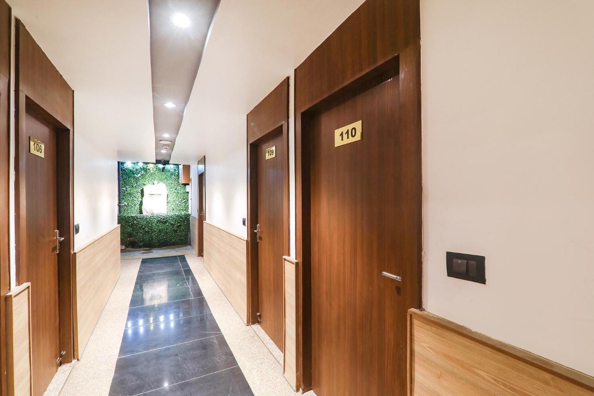 Fabhotel Shaurya Inn Лакнау Екстериор снимка